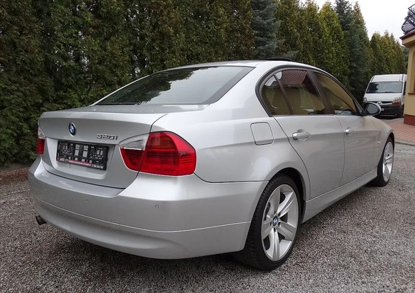 BMW Seria 3 cena 24500 przebieg: 213660, rok produkcji 2007 z Staszów małe 667